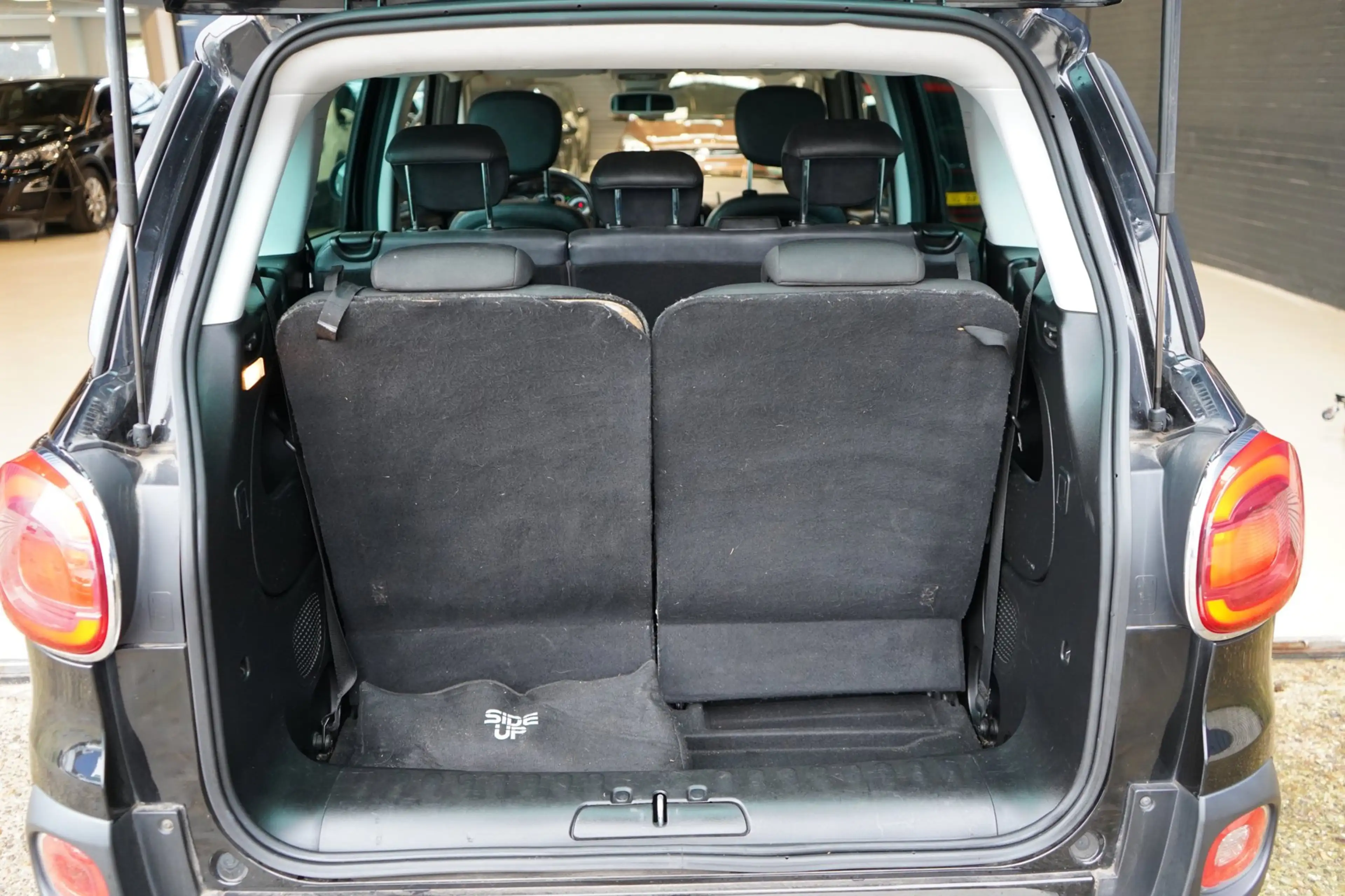Fiat 500L Living 0.9 TwinAir Lounge 7p. | ACHTERUITRIJC. | C — photo 29