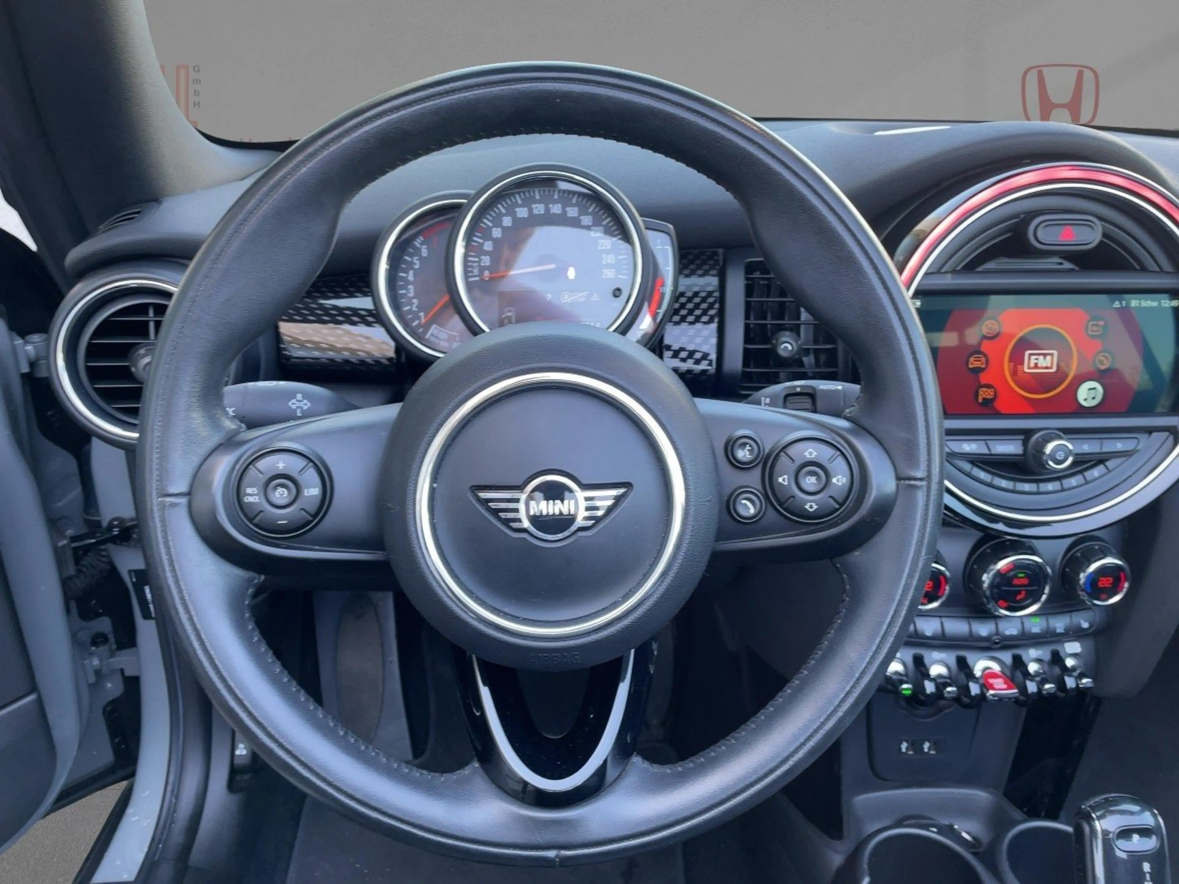 MINI Cooper S Cabrio LED+Navi+SHZ+2xKlima+KlimaA+LM — photo 11