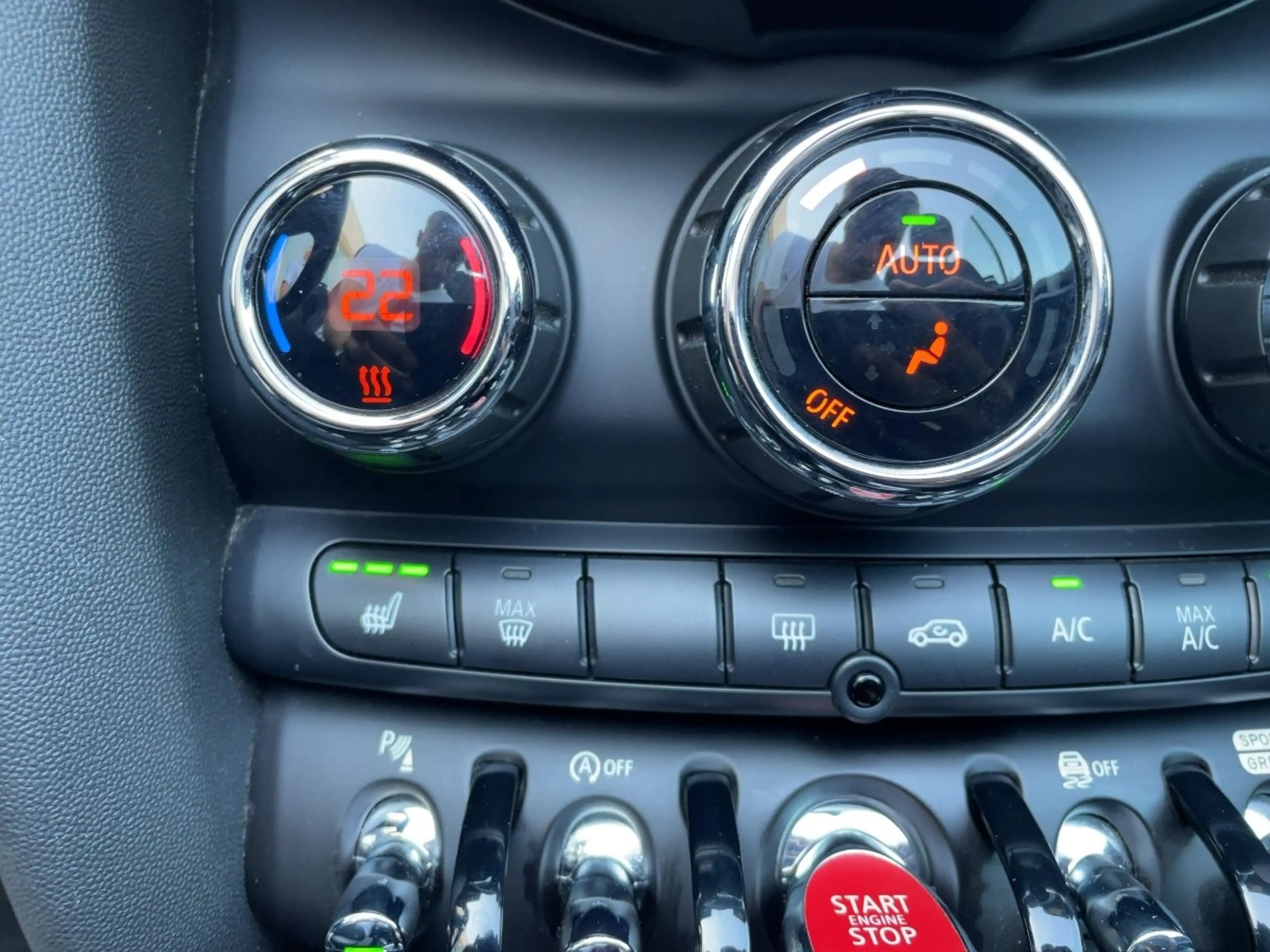 MINI Cooper S Cabrio LED+Navi+SHZ+2xKlima+KlimaA+LM — photo 14