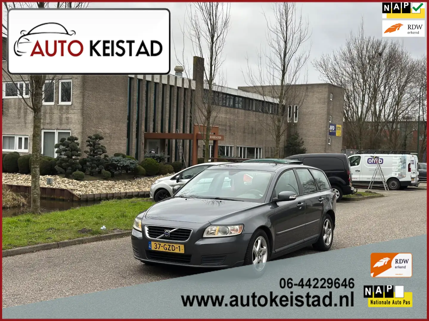 Volvo V50 1.6 Edition II CLIMA/CRUISE! YOUNGTIMER! Gris - 1