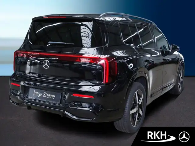 Mercedes-Benz GLB Class view 3