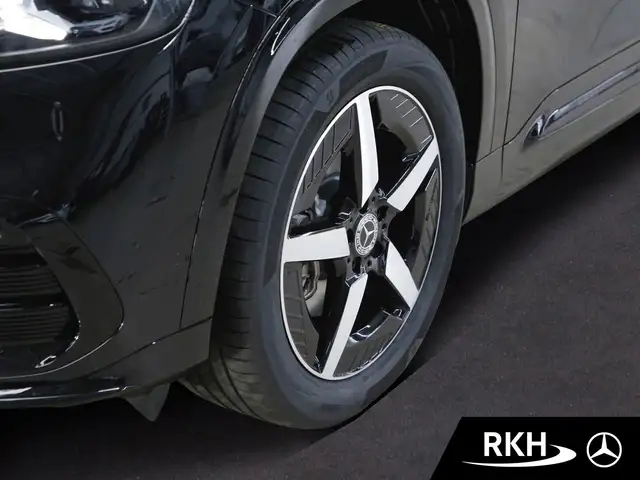 Mercedes-Benz GLB Class view 5
