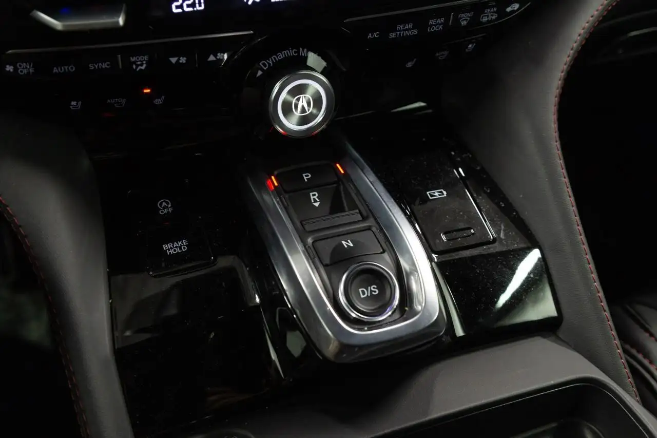 Acura MDX снимка Acura MDX