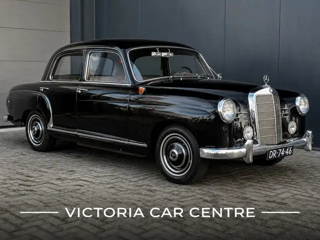 Mercedes-Benz 180 D Ponton