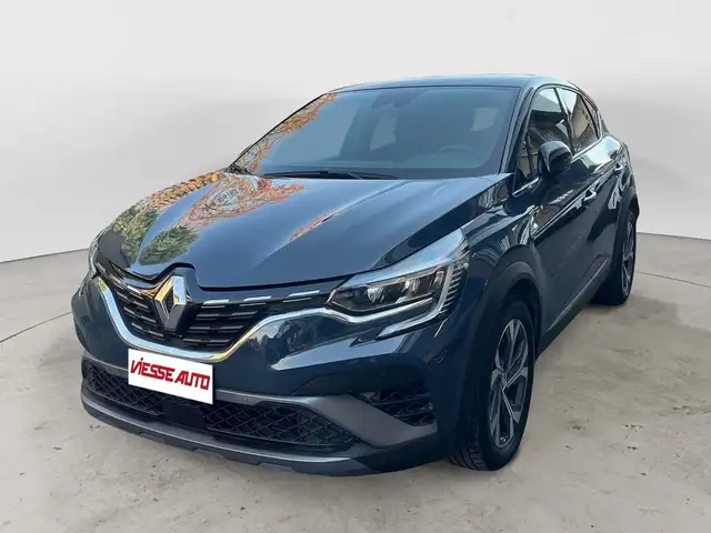 Renault Captur e-tech hybrid rsline