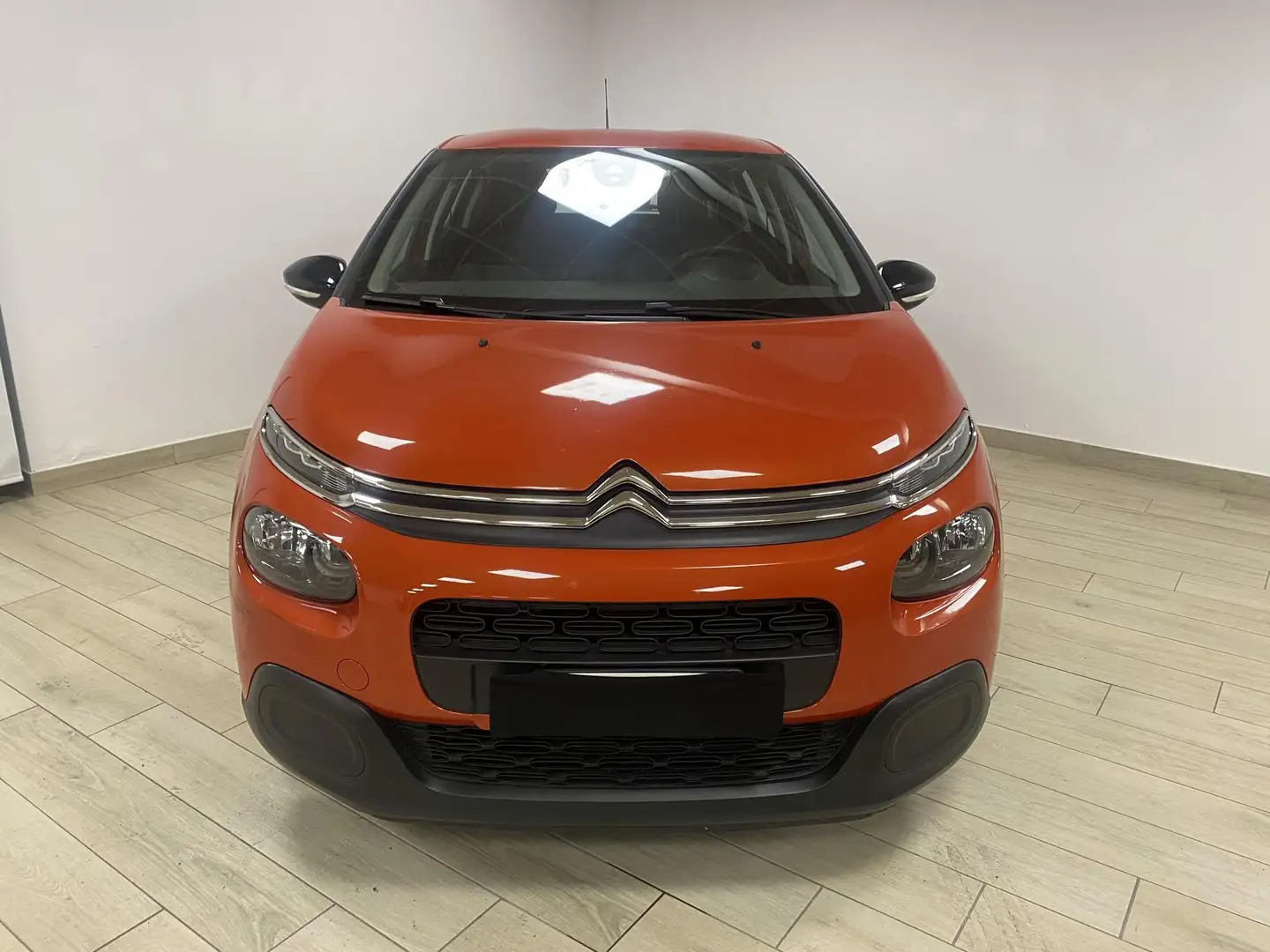 Citroen C3 3ª serie PureTech 68 Feel Orange - 2