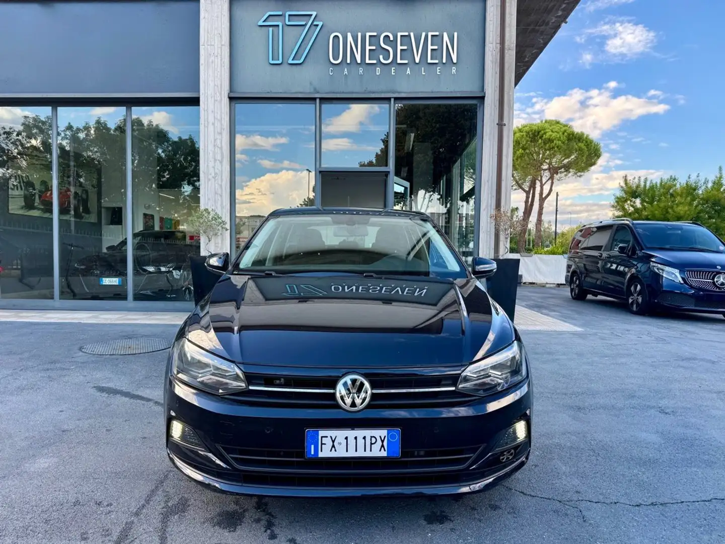 Volkswagen Polo Polo VI 2017 5p 1.6 tdi Comfortline 95cv dsg Nero - 1