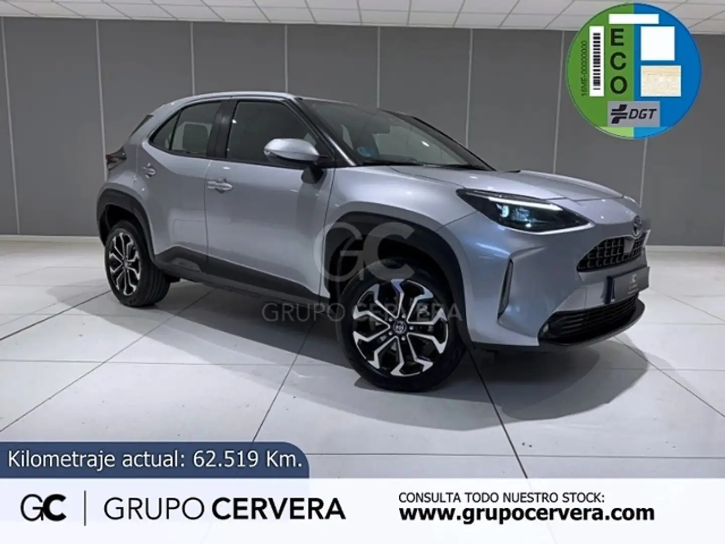 Toyota Yaris Cross 120H Active Tech Gris - 1