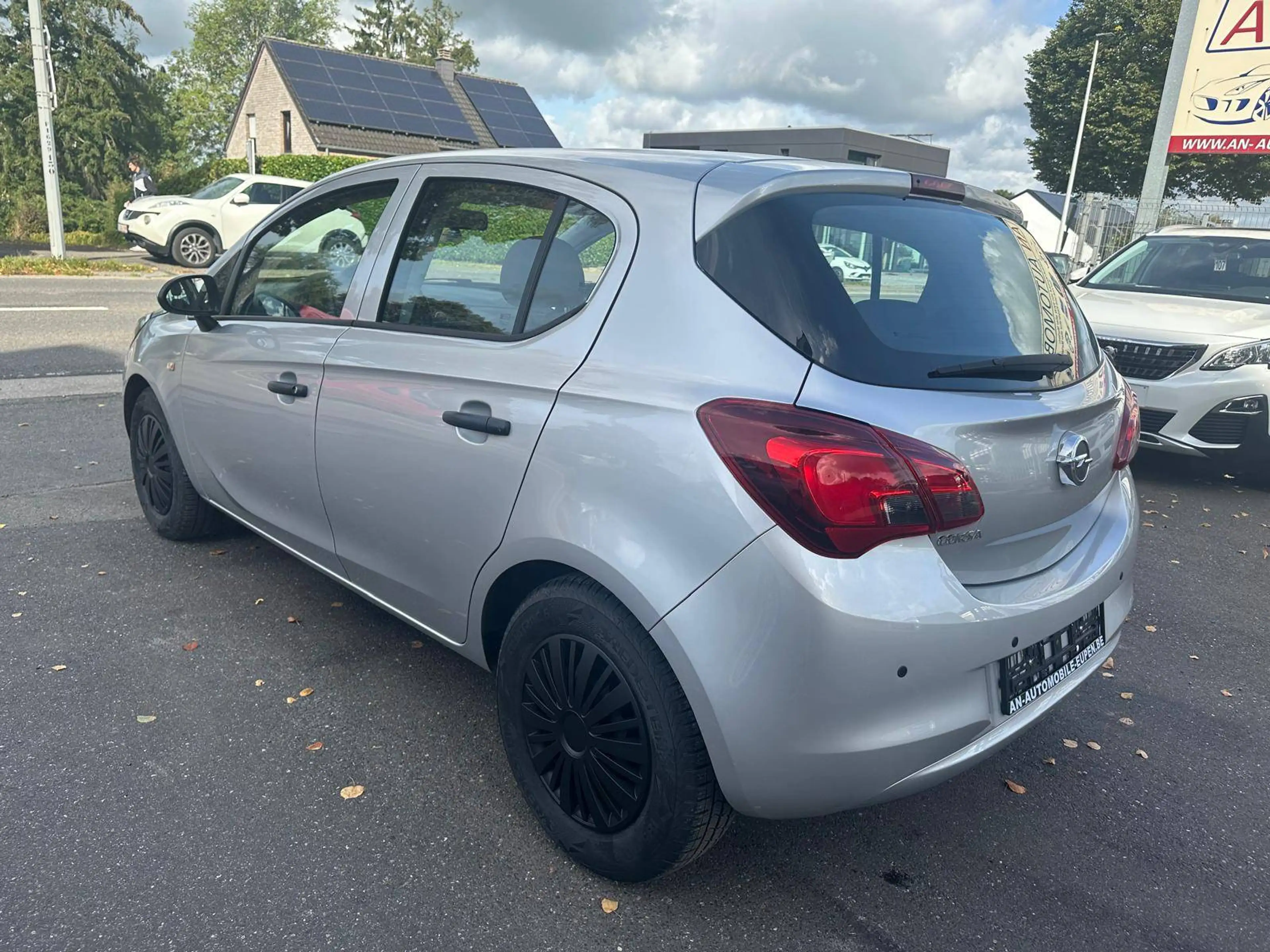 Opel Corsa-e Corsa-e  1.4i Essentia — photo 6