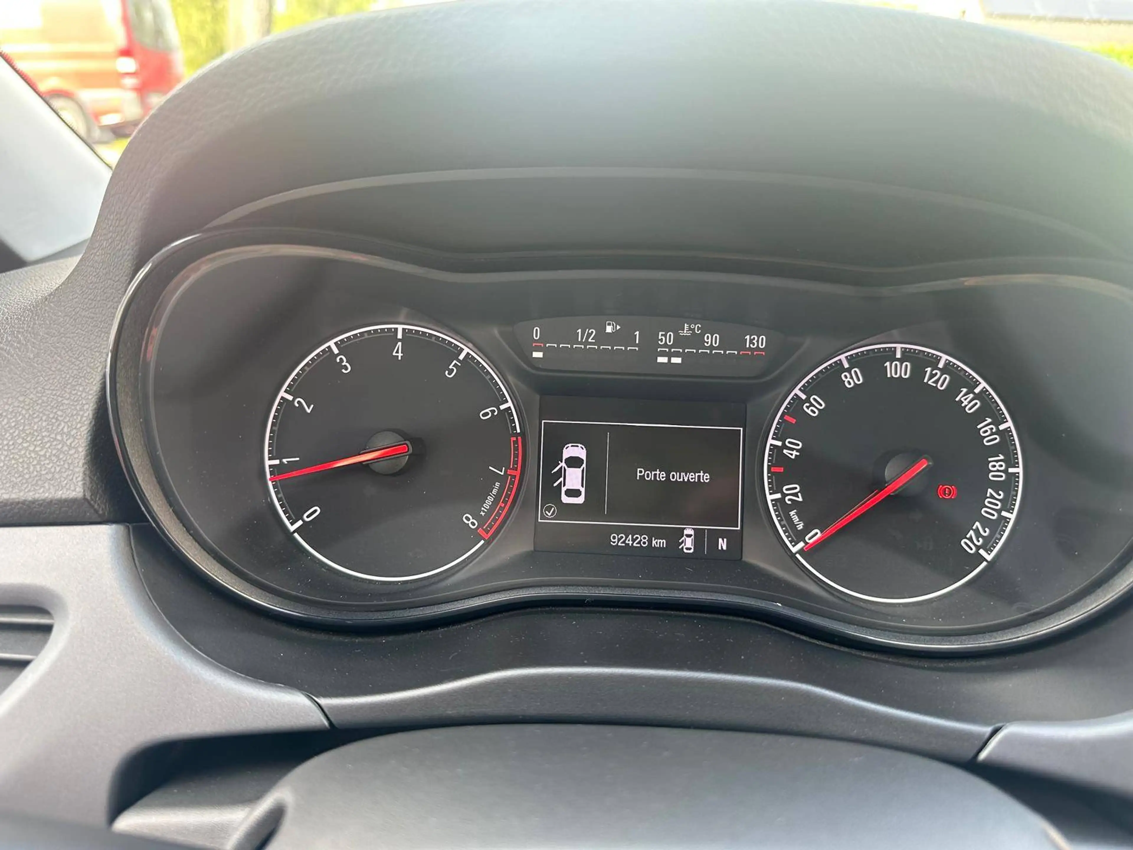 Opel Corsa-e Corsa-e  1.4i Essentia — photo 11