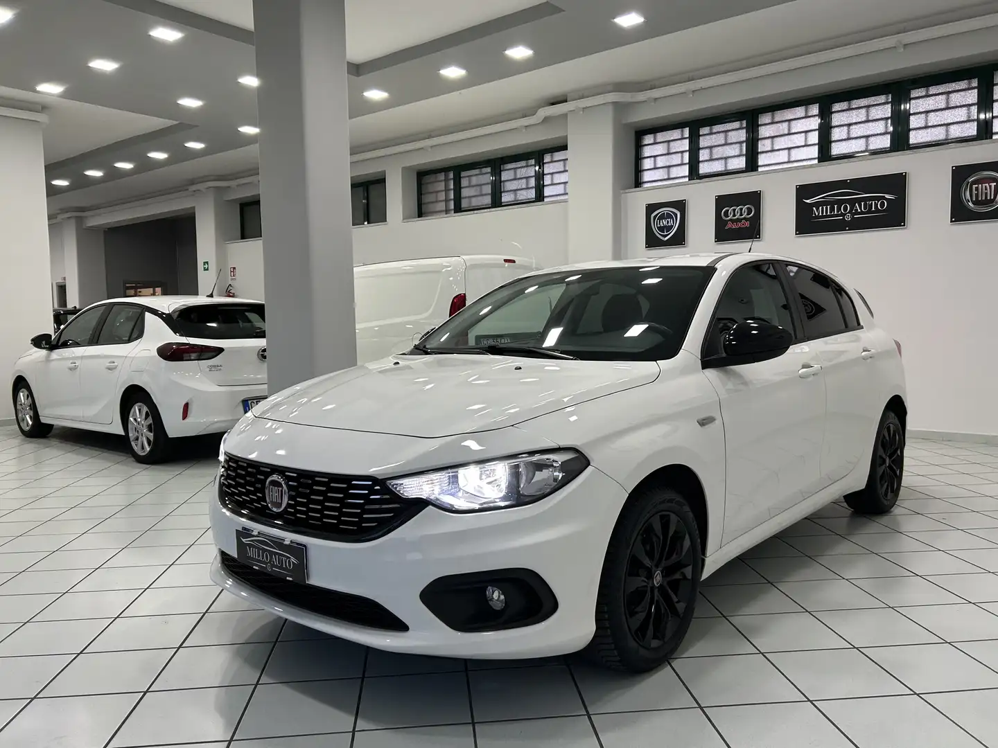 Fiat Tipo 5p 1.3 mjt Business s&s 95cv - 2
