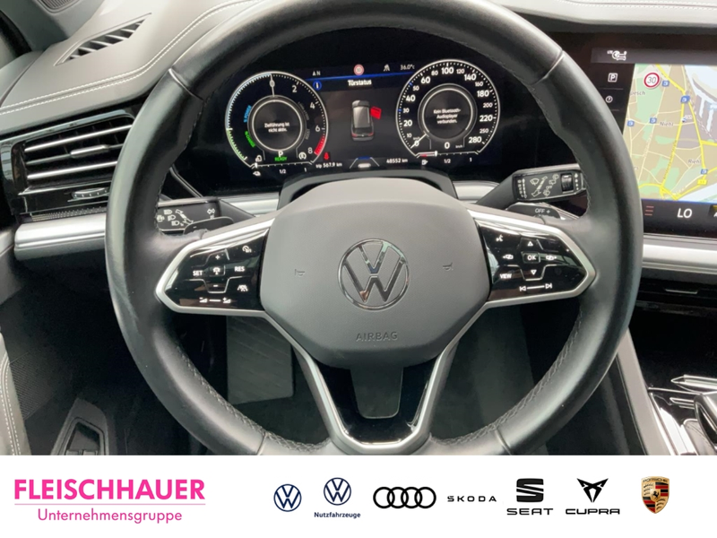 Volkswagen Touareg Elegance 4Motion 3.0 TSI DSG eHybrid HUD AHK-el. k — photo 15