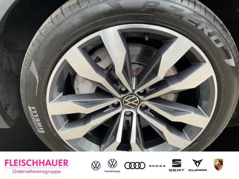 Volkswagen Touareg Elegance 4Motion 3.0 TSI DSG eHybrid HUD AHK-el. k — photo 7