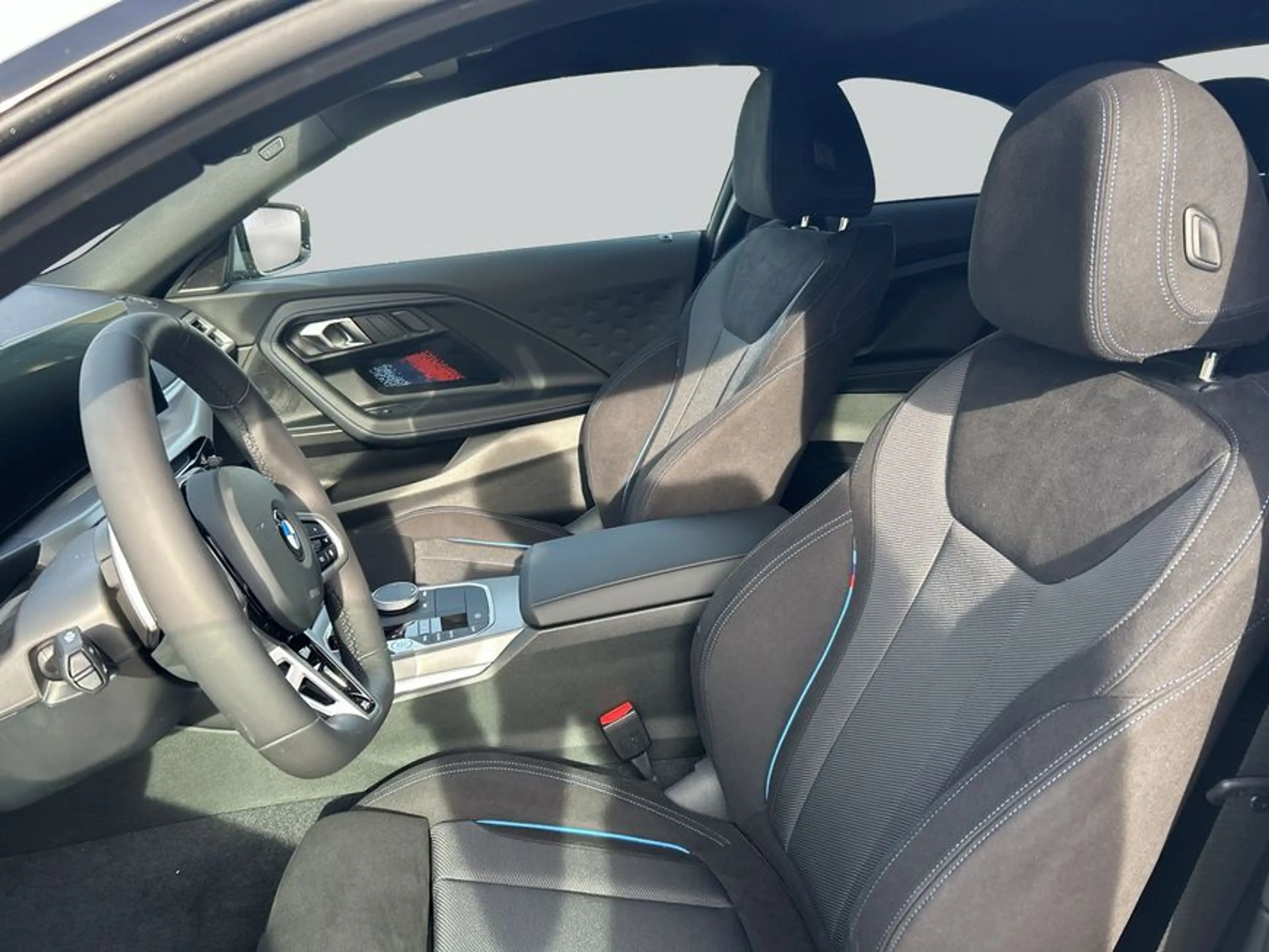 BMW 220 i Coupe Aut. — photo 12