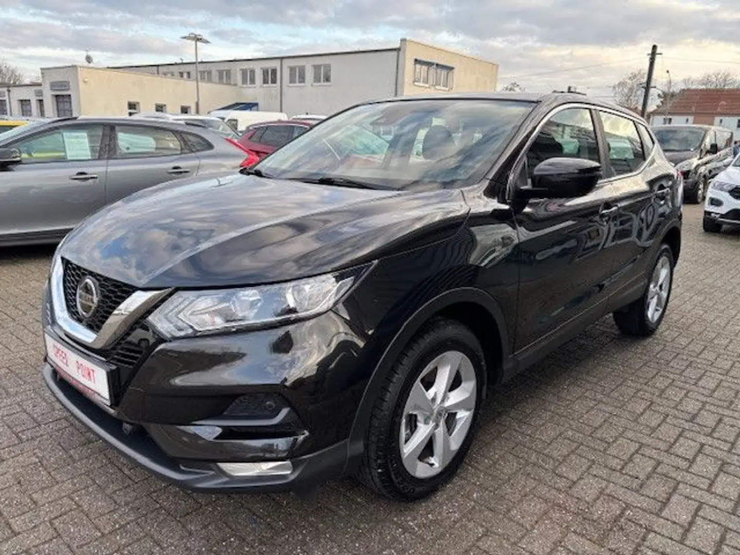 Nissan Qashqai 1.3 Navigation/Kamera/SHZ/Tempomat Schwarz - 1