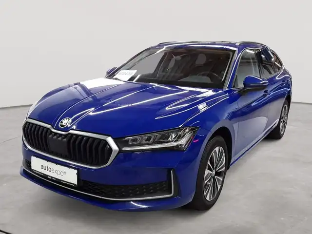 Skoda Superb view 2