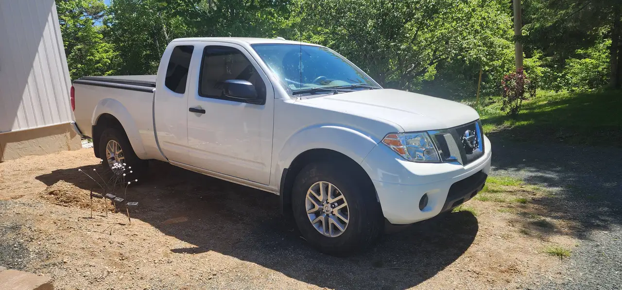 Nissan Frontier снимка Nissan Frontier