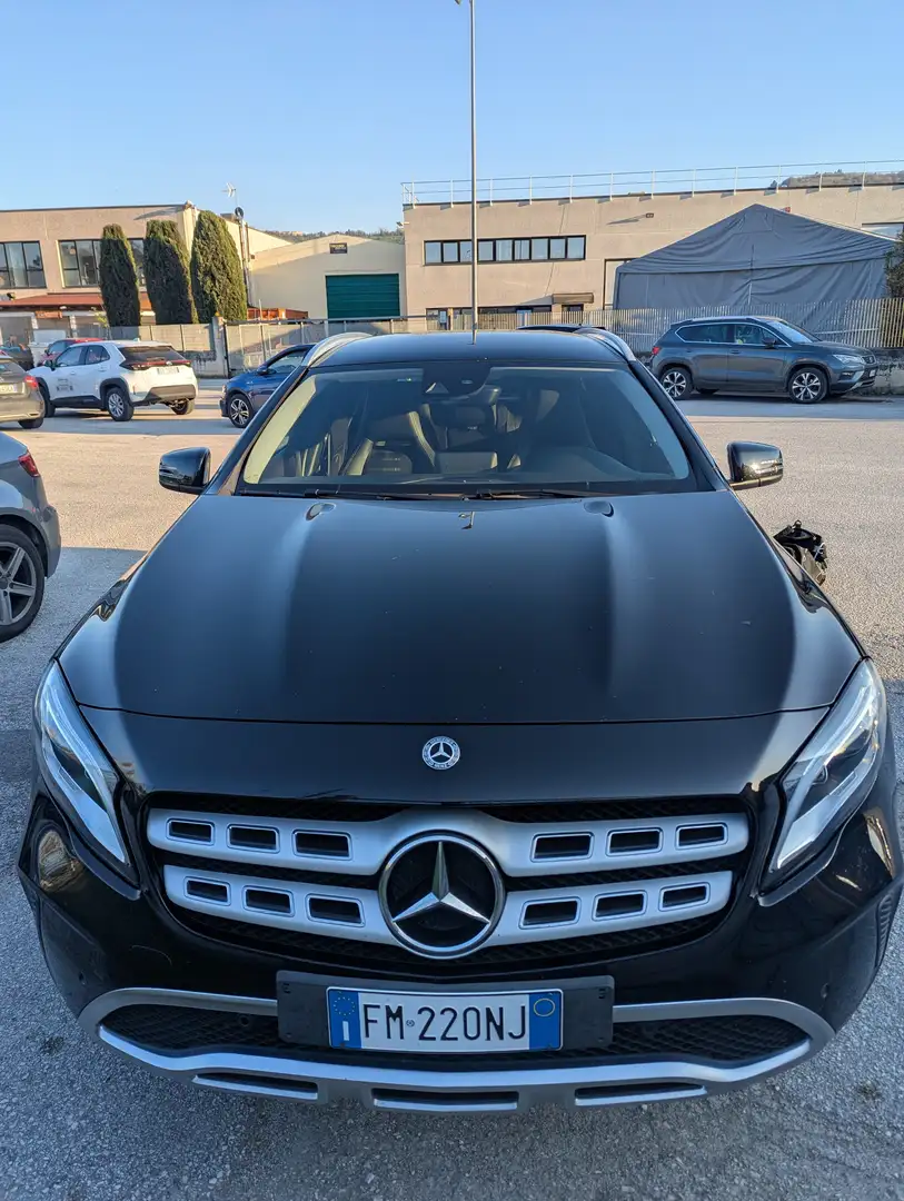 Mercedes-Benz GLA 200 GLA-X156 2017 d Sport Nero - 1