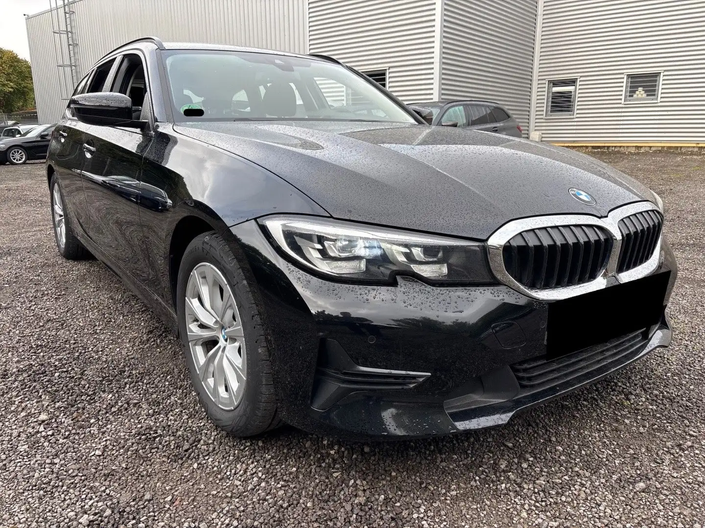 BMW 318 d Advantage HARMAN&KARDON LED COCKPIT AHK PDC Schwarz - 2