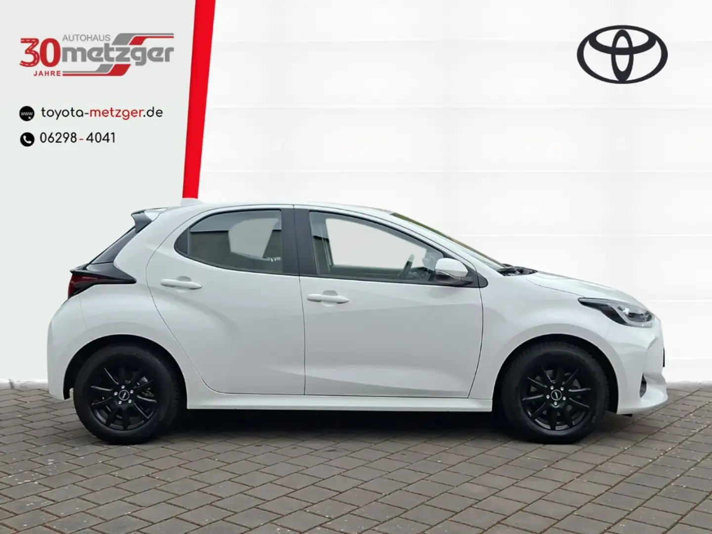 Toyota Yaris 1.5 Hybrid Comfort +Klimaautomatik +Apple CarPlay Wit - 2