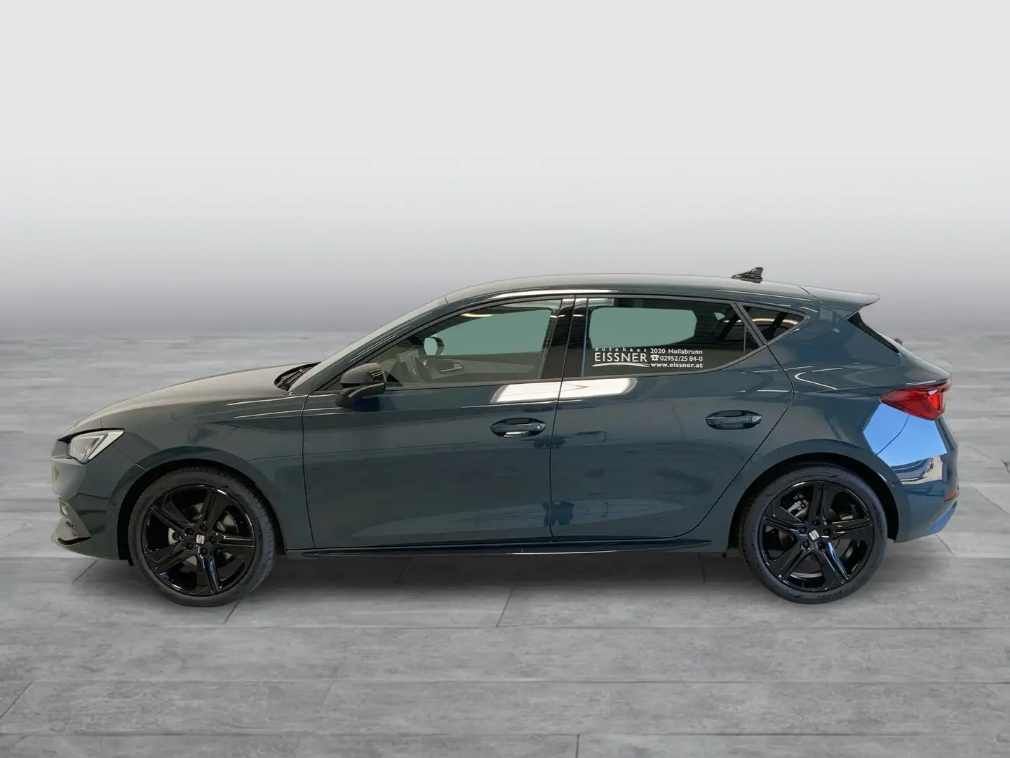 SEAT Leon FR 1.5 TSI 150 PS Blau - 2