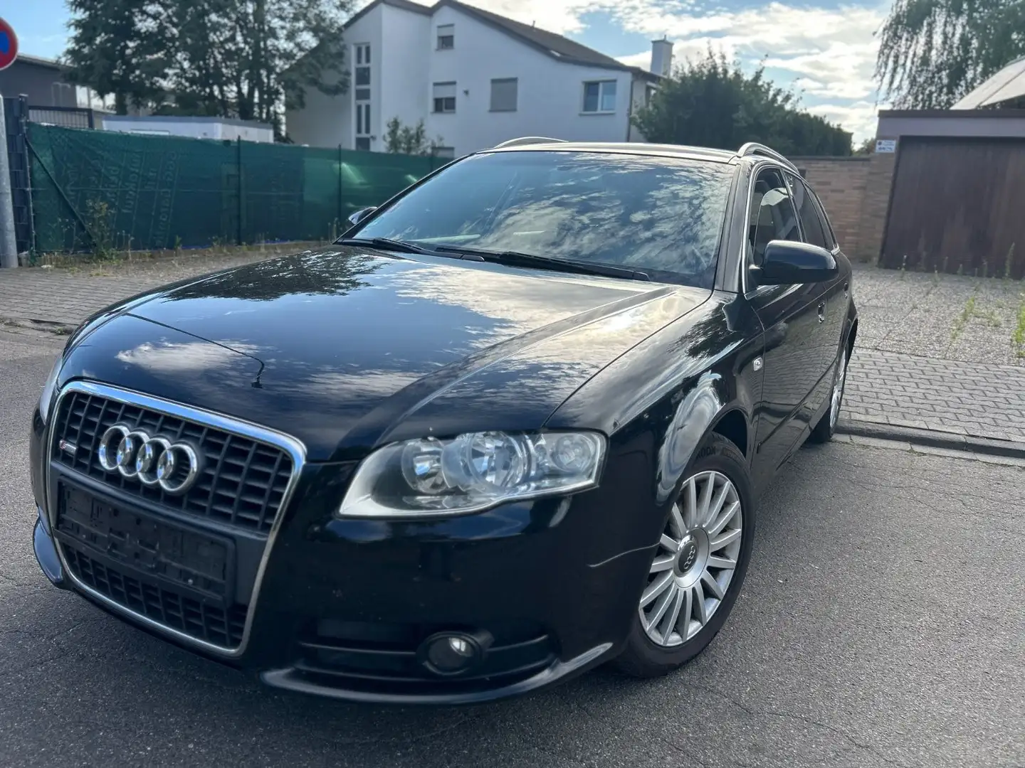 Audi A4 Avant 1.8 T*Zahnriemen 2024* S-Line Schwarz - 1