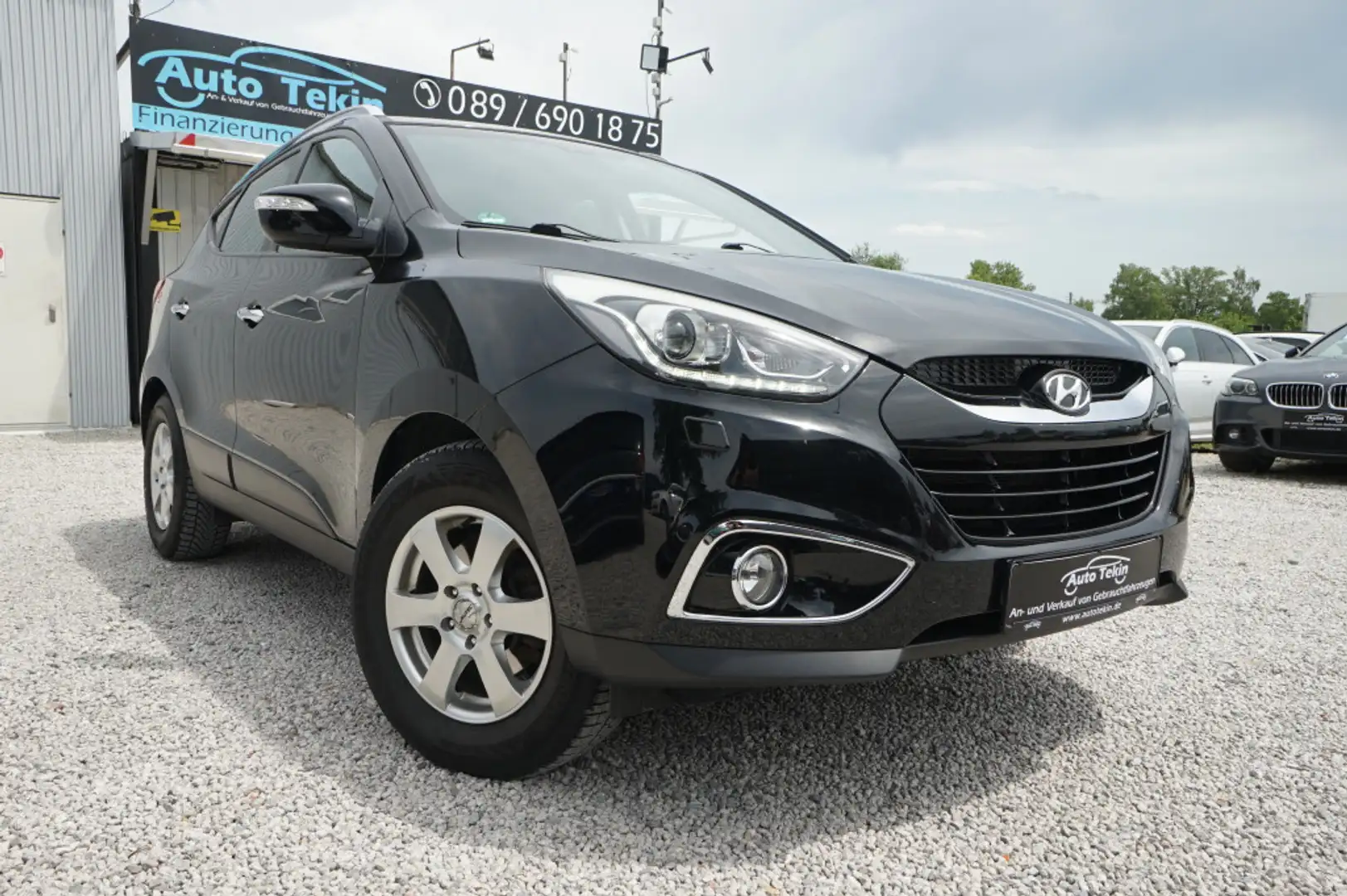 Hyundai iX35 2.0 CRDi Style AWD |Leder| Navi| Bi-Xenon| Noir - 1