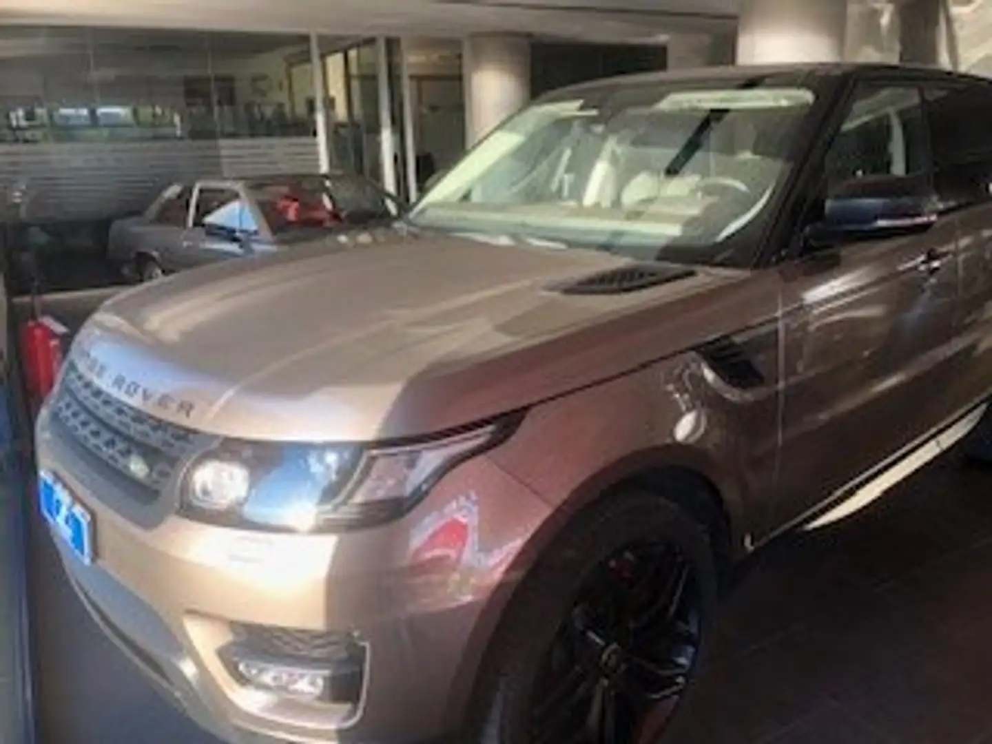 Land Rover Range Rover Sport Range+Rover+Sport+II+3.0+tdV6+HSE my16 Beige - 1
