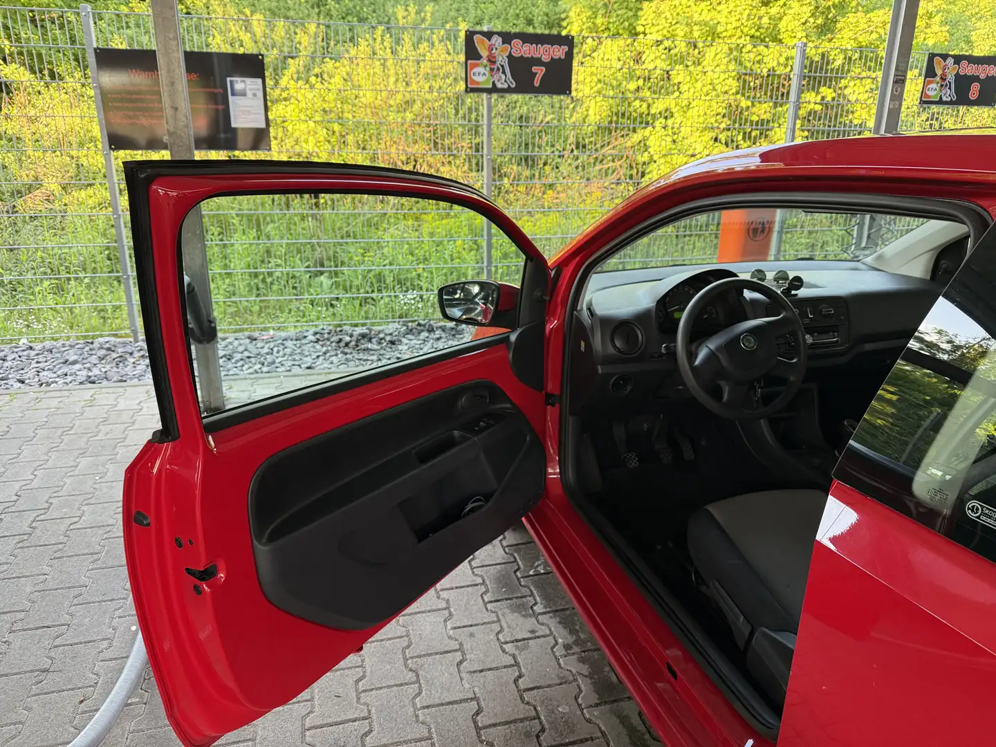 Skoda Citigo Klima,TÜV26,Sparsam, Inspektion Neu, Kupplung Neu Rot - 2