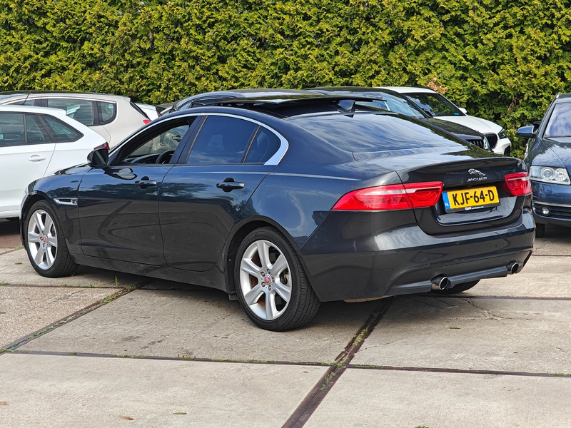 Jaguar XE 2.0 Turbo (240 pk) Prestige | Storm Grey | Panoram — photo 5
