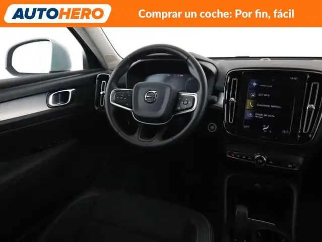 Volvo XC40 view 14