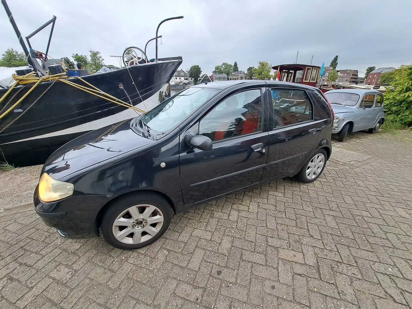 Fiat Punto 1.2 Classic Zwart - 2