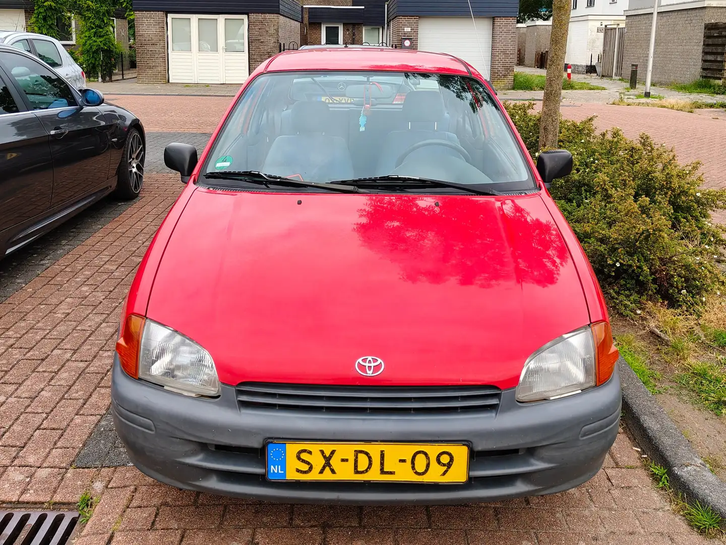 Toyota Starlet Starlet 1.3-16V Rood - 2