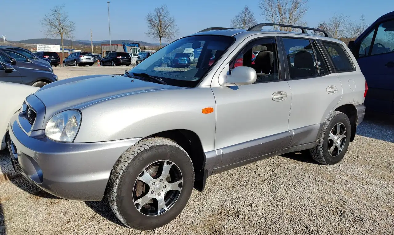 Hyundai SANTA FE