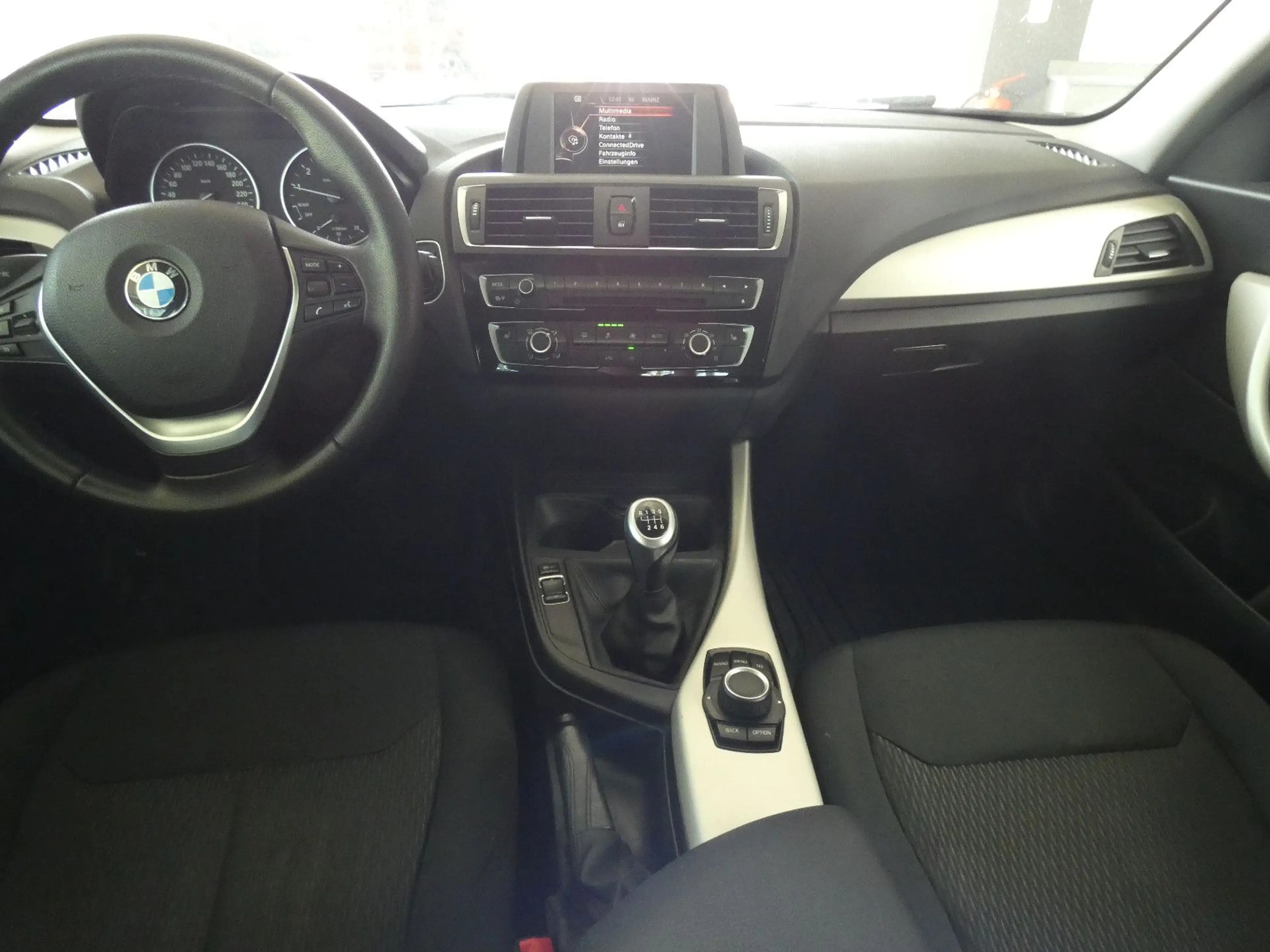 BMW 116 1 Limousine 3-trg. 116 i Advantage — photo 13