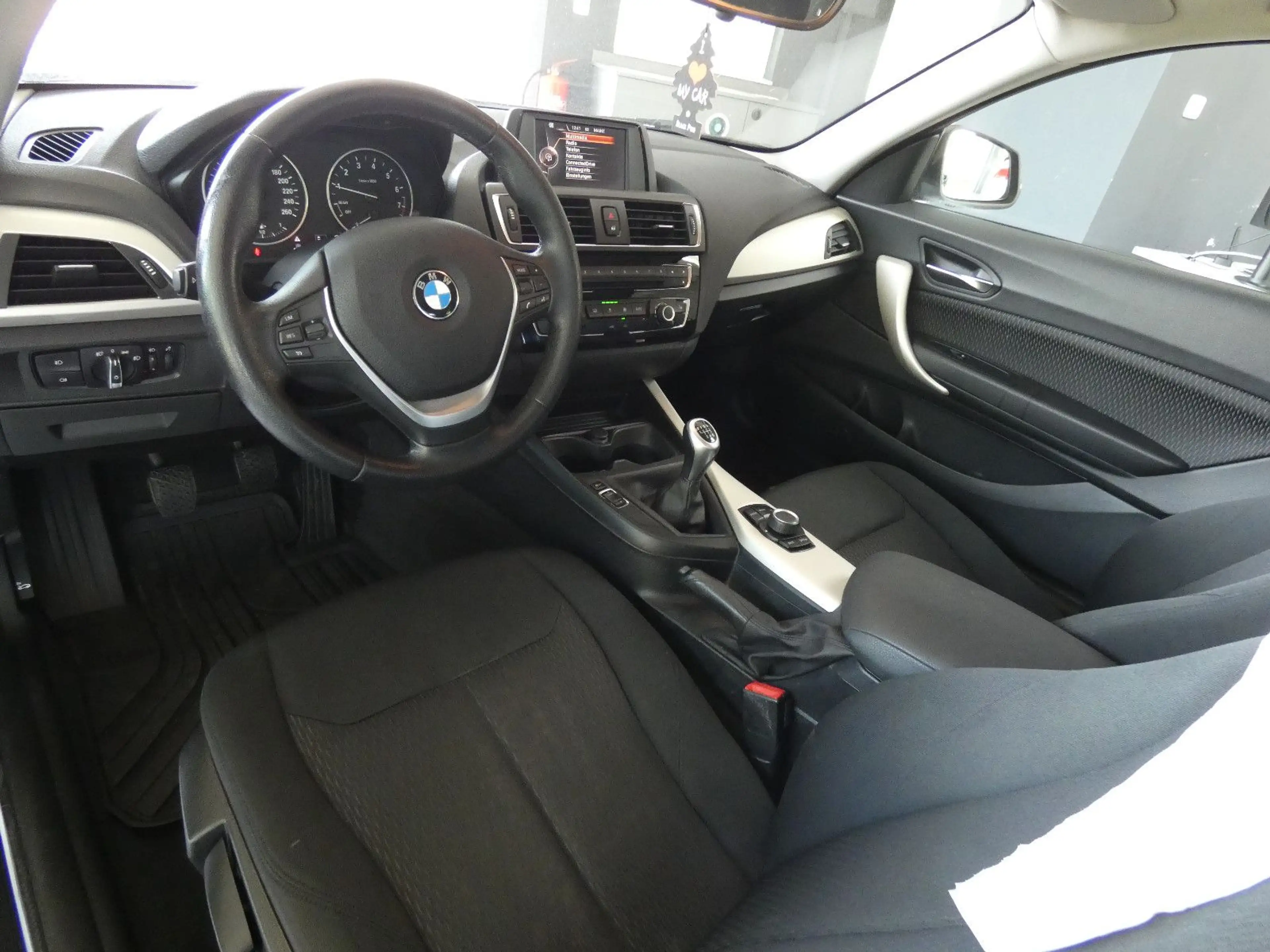 BMW 116 1 Limousine 3-trg. 116 i Advantage — photo 10