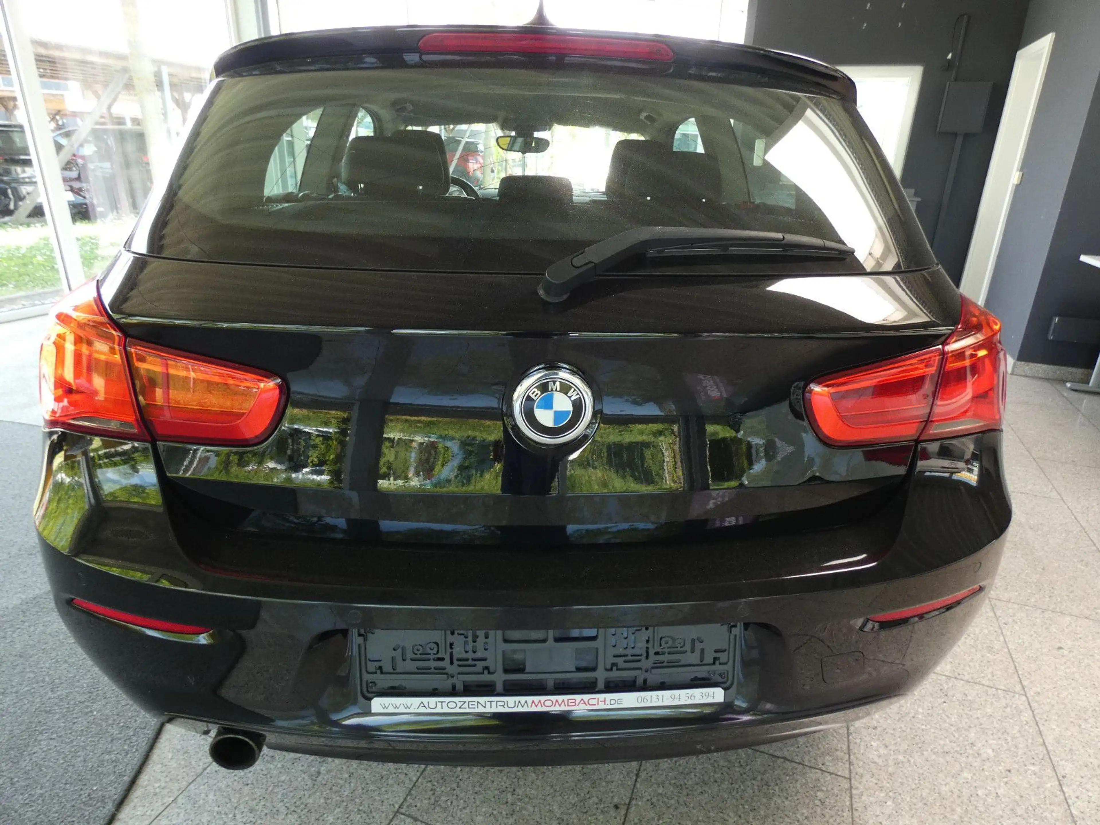BMW 116 1 Limousine 3-trg. 116 i Advantage — photo 6