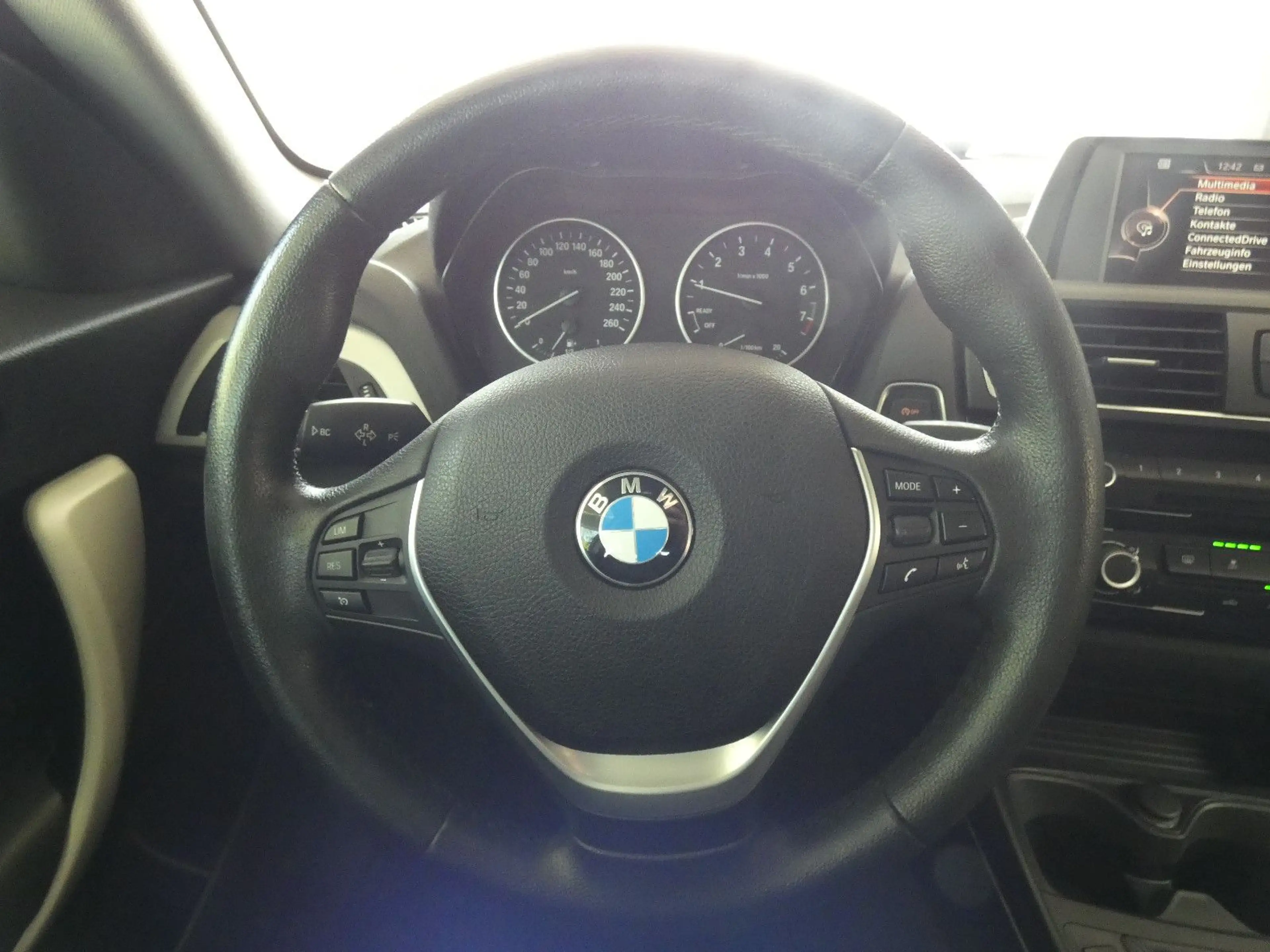 BMW 116 1 Limousine 3-trg. 116 i Advantage — photo 17
