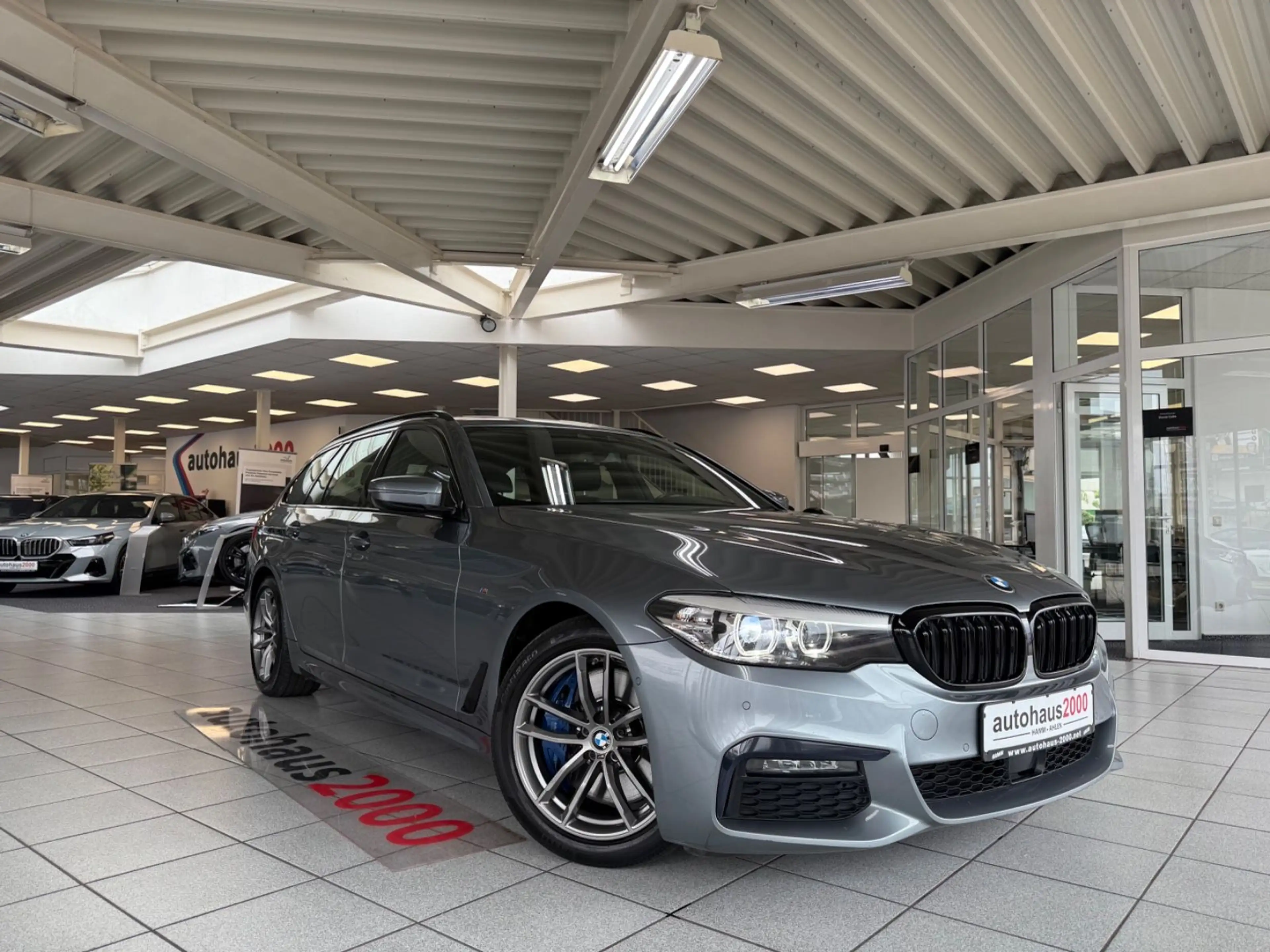 BMW 540 i Touring xDrive M Sportpaket AUT./LED/HUD