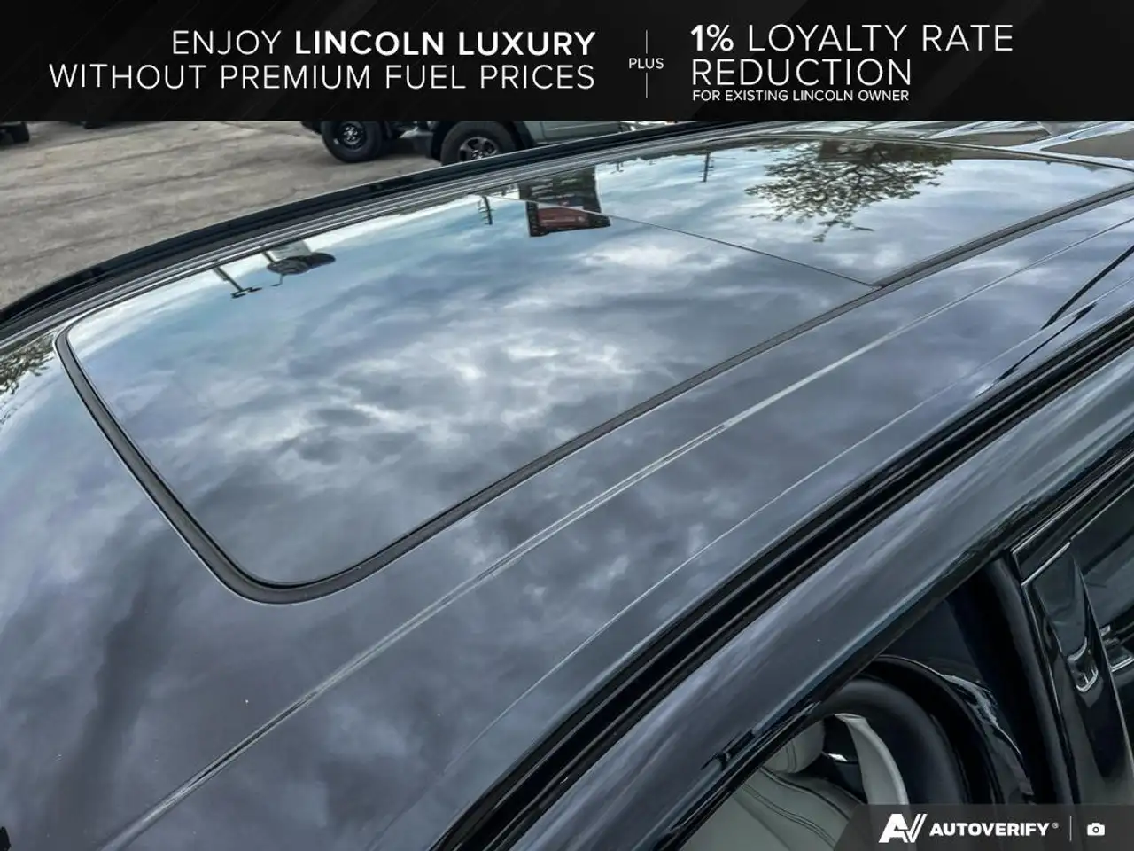 Lincoln Aviator снимка Lincoln Aviator