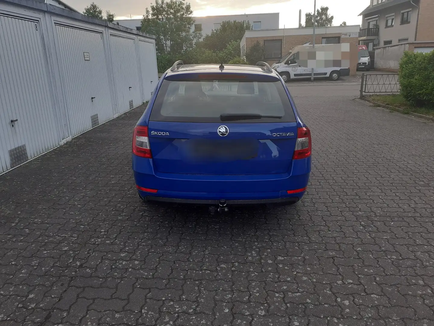 Skoda Octavia Combi 1.0 TSI Ambition Blau - 2