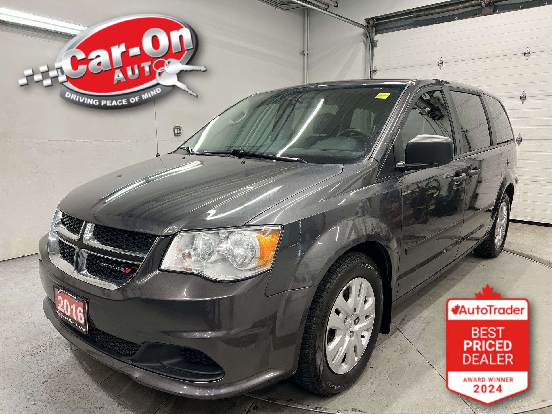 Gray 2016 Dodge Grand Caravan Minivan Front-Wheel Drive Automatic