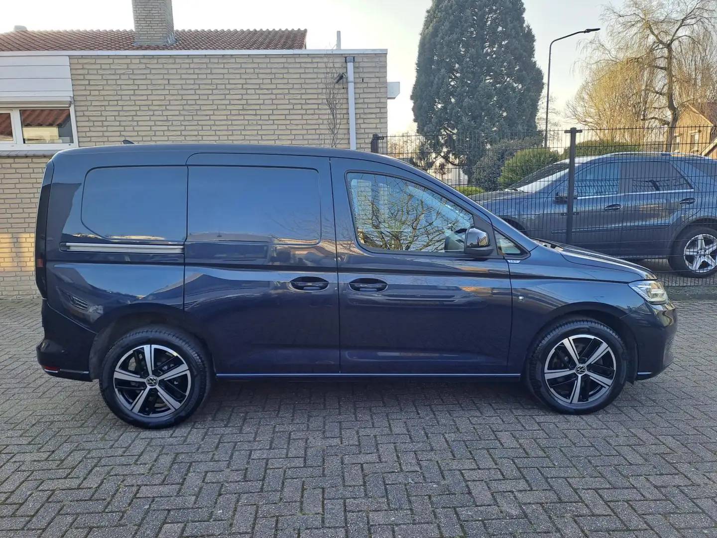 Volkswagen Caddy Cargo 2.0 TDI 1st Edition Virtueel Dashboard Blauw - 2
