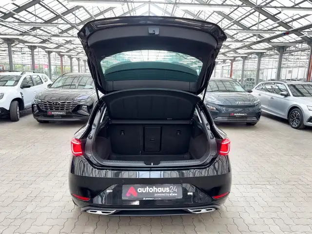 Seat Leon Leon view 6