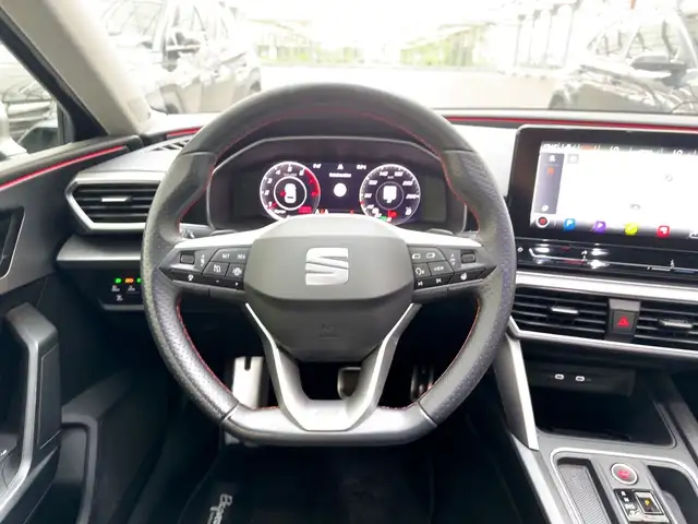 Seat Leon Leon view 10