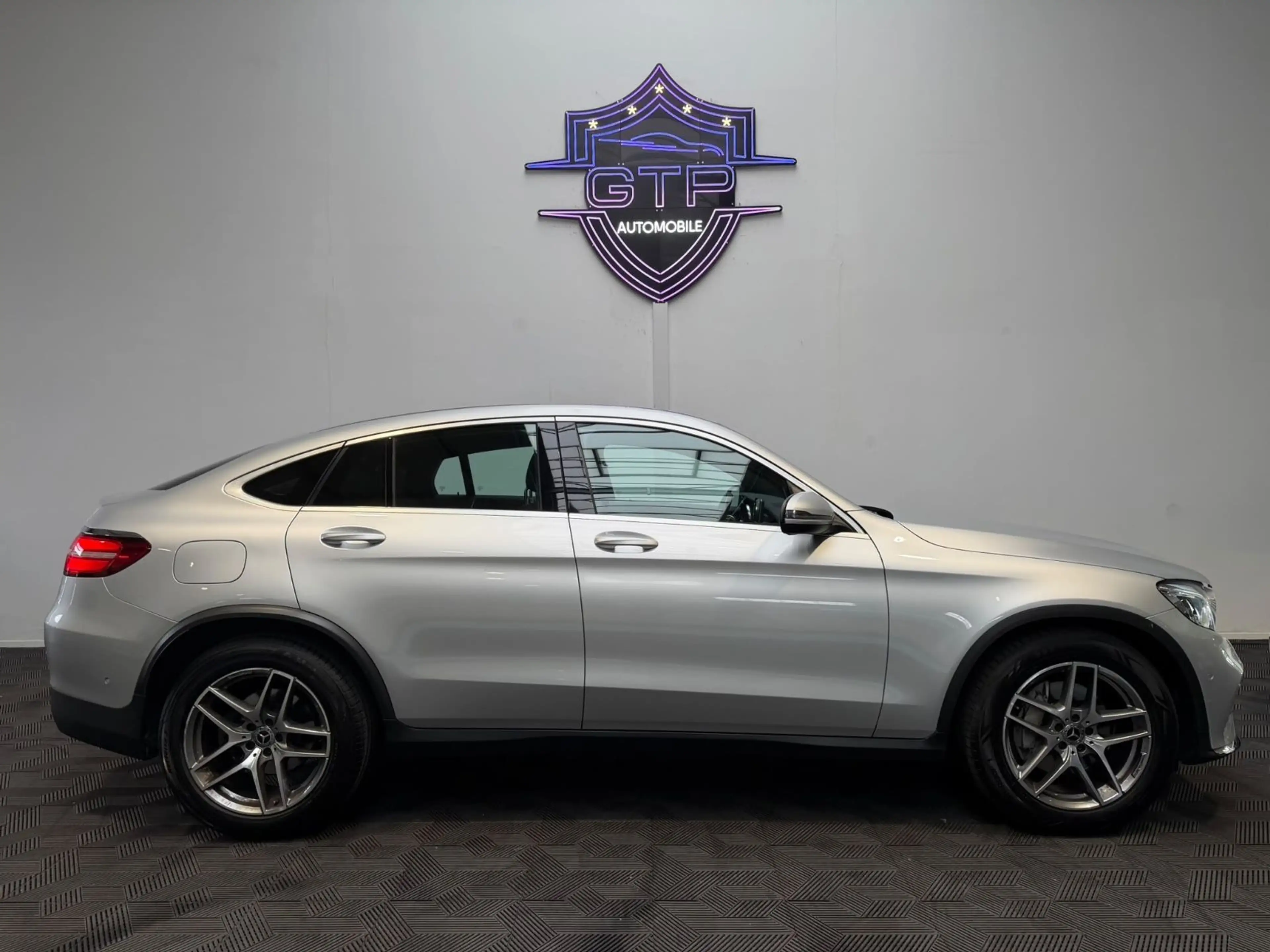 Mercedes-Benz GLC 250 GLC Coupe 250 4Matic  *AMG*HUD*AHK*R.Kam* — photo 4