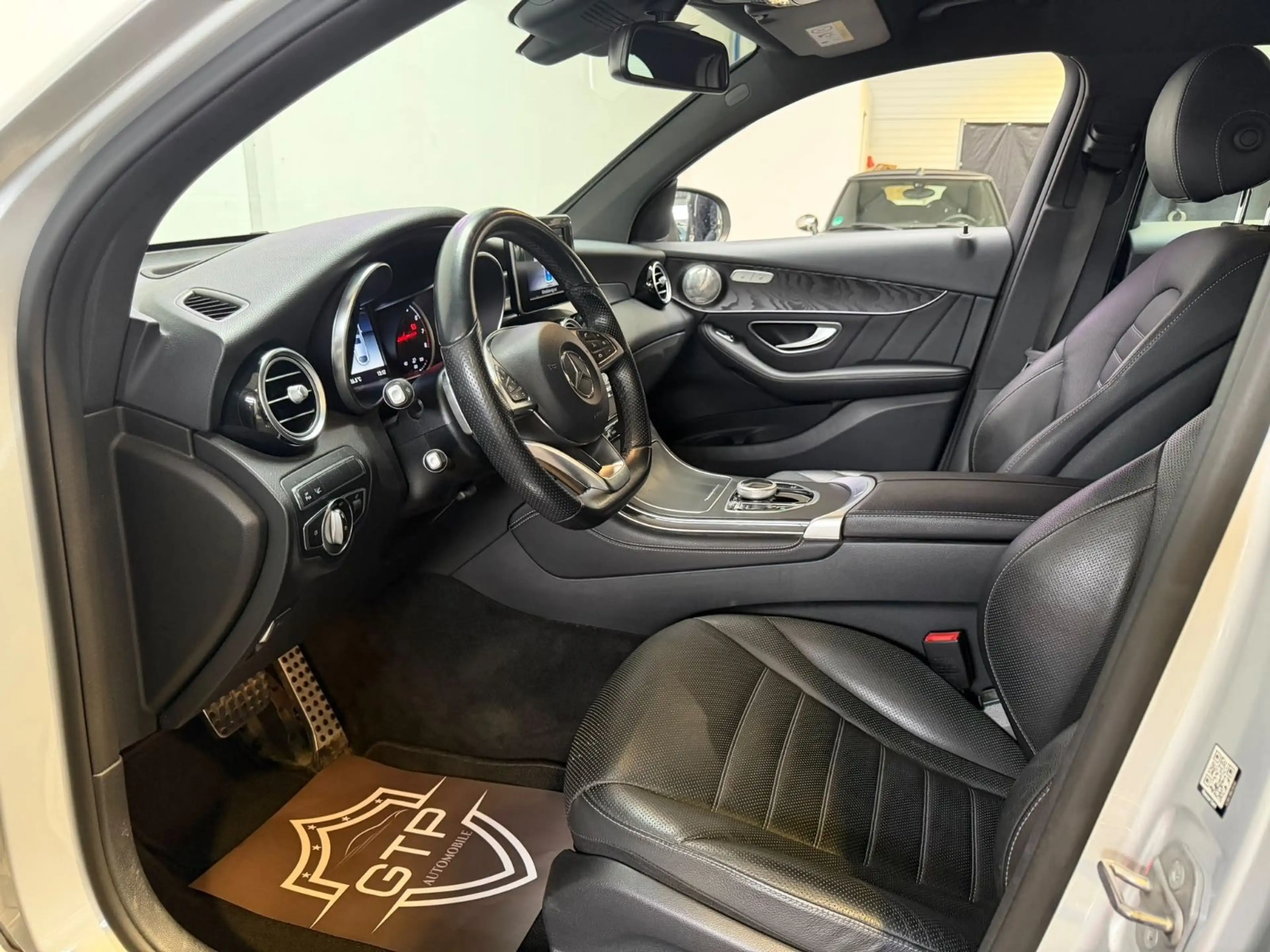 Mercedes-Benz GLC 250 GLC Coupe 250 4Matic  *AMG*HUD*AHK*R.Kam* — photo 13
