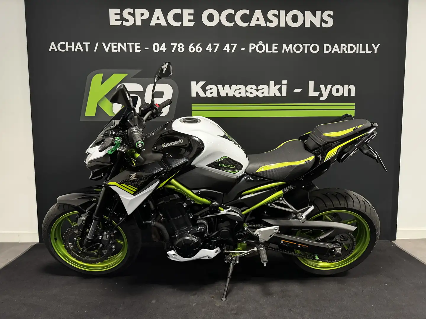Kawasaki Z 900 Weiß - 2