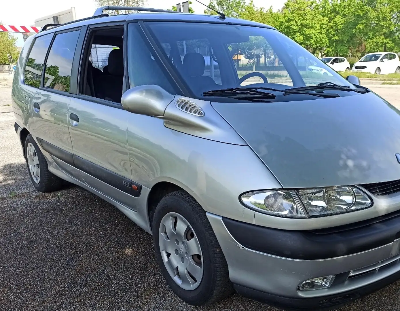 Renault Grand Espace 3a serie 2.2dCi Expression Argento - 1