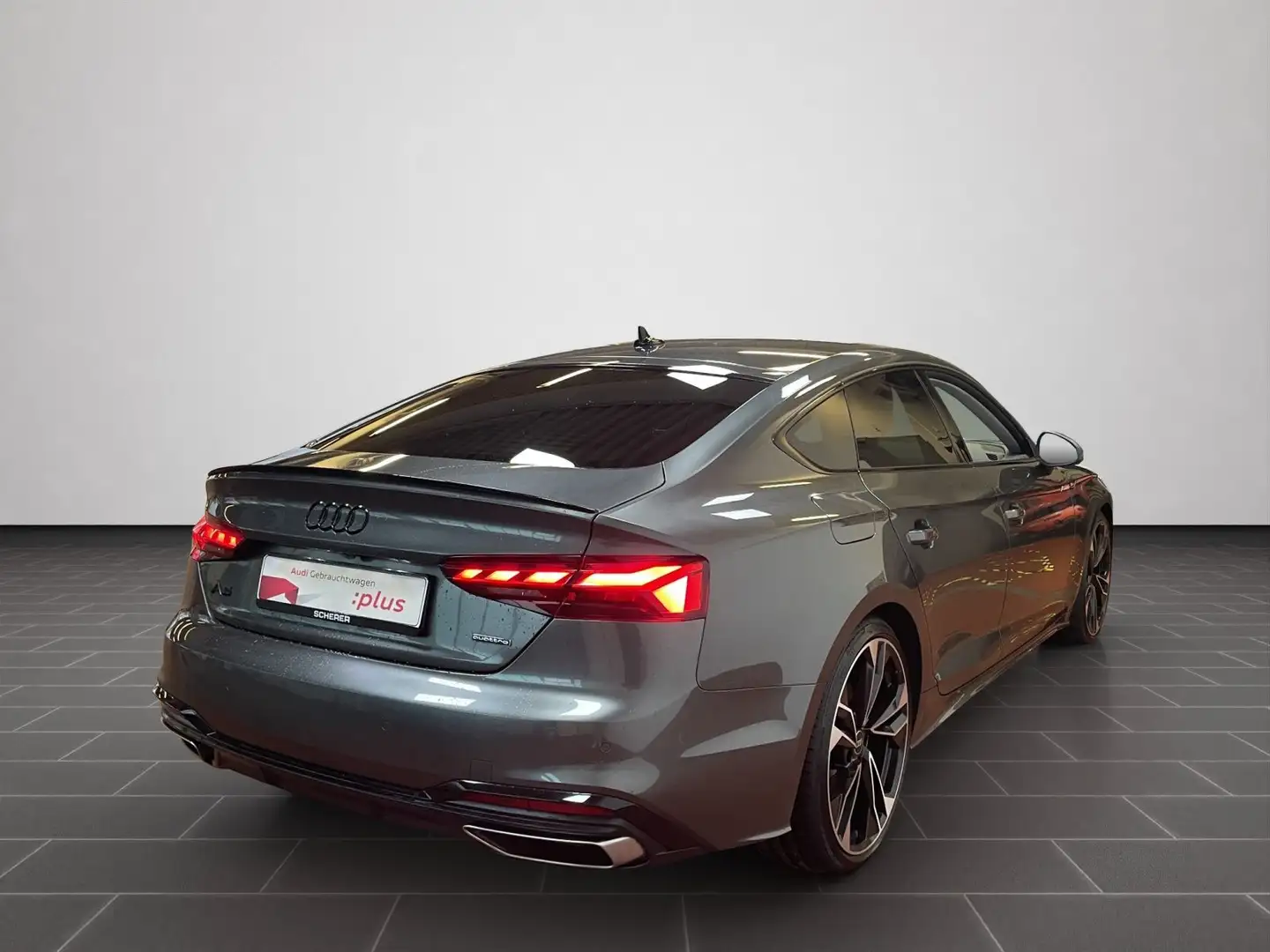 Audi A5 S line competion 45 TFSI qu *Matrix Grau - 2